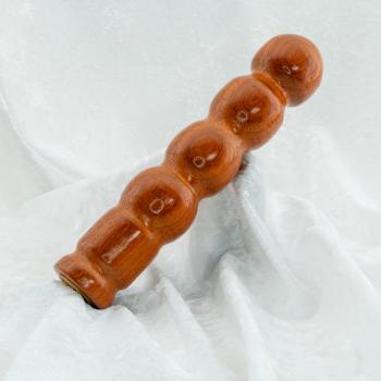 Preview: Padouk Weihnachts-Bundle – hochwertiger Holzdildo + 2 Analplugs
