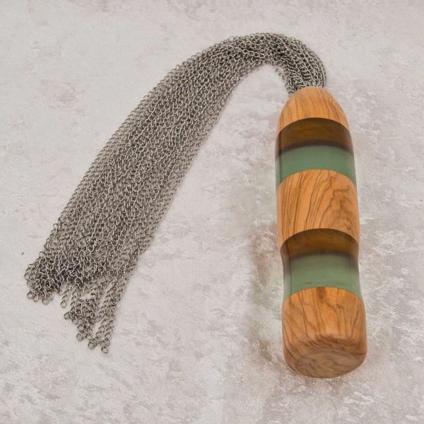 Flogger aus Olivenholz und Edelstahl Ketten